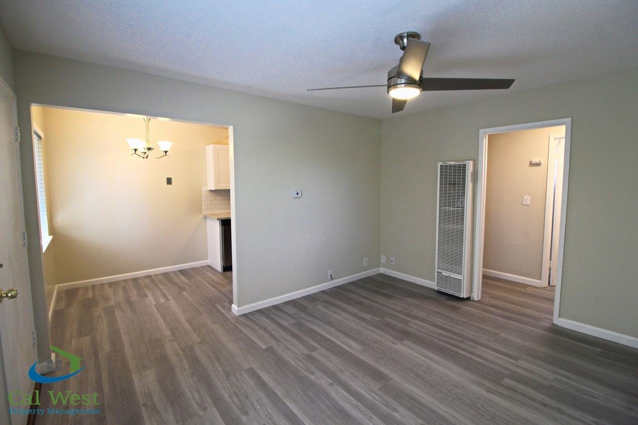 164 Topeka Ave #2 - Photo 3 of 10