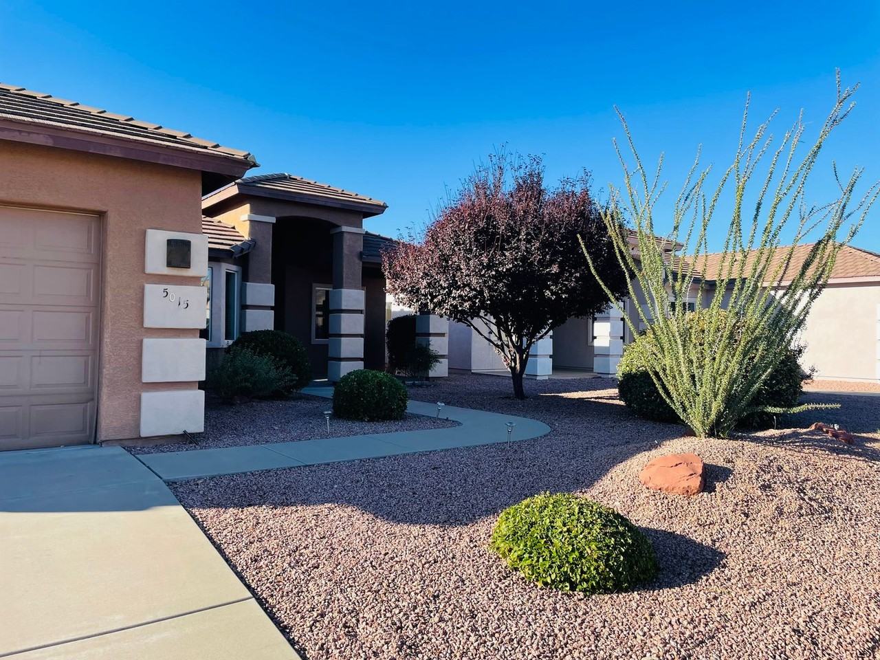 5015 E Somerset Dr - Photo 2 of 29