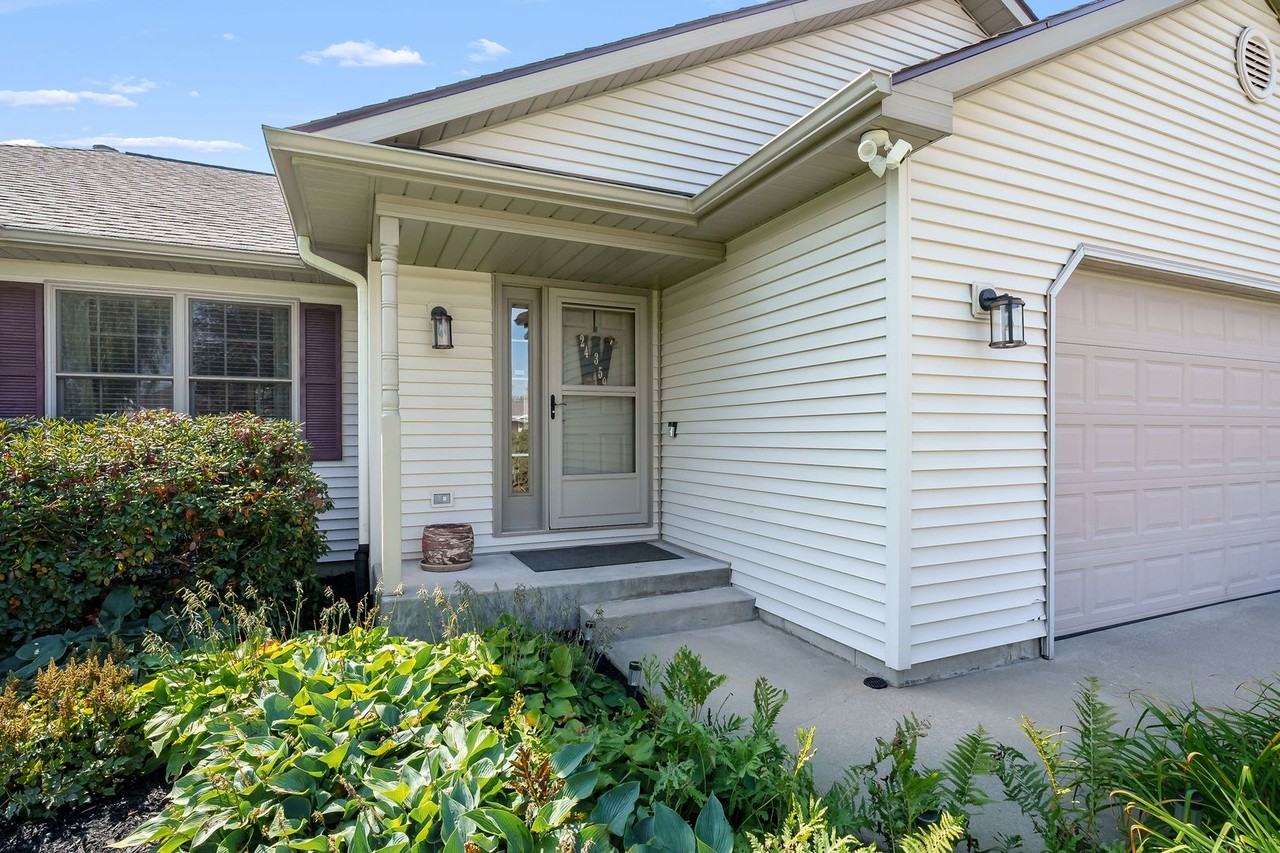 24359 Vargas - Photo 3 of 35