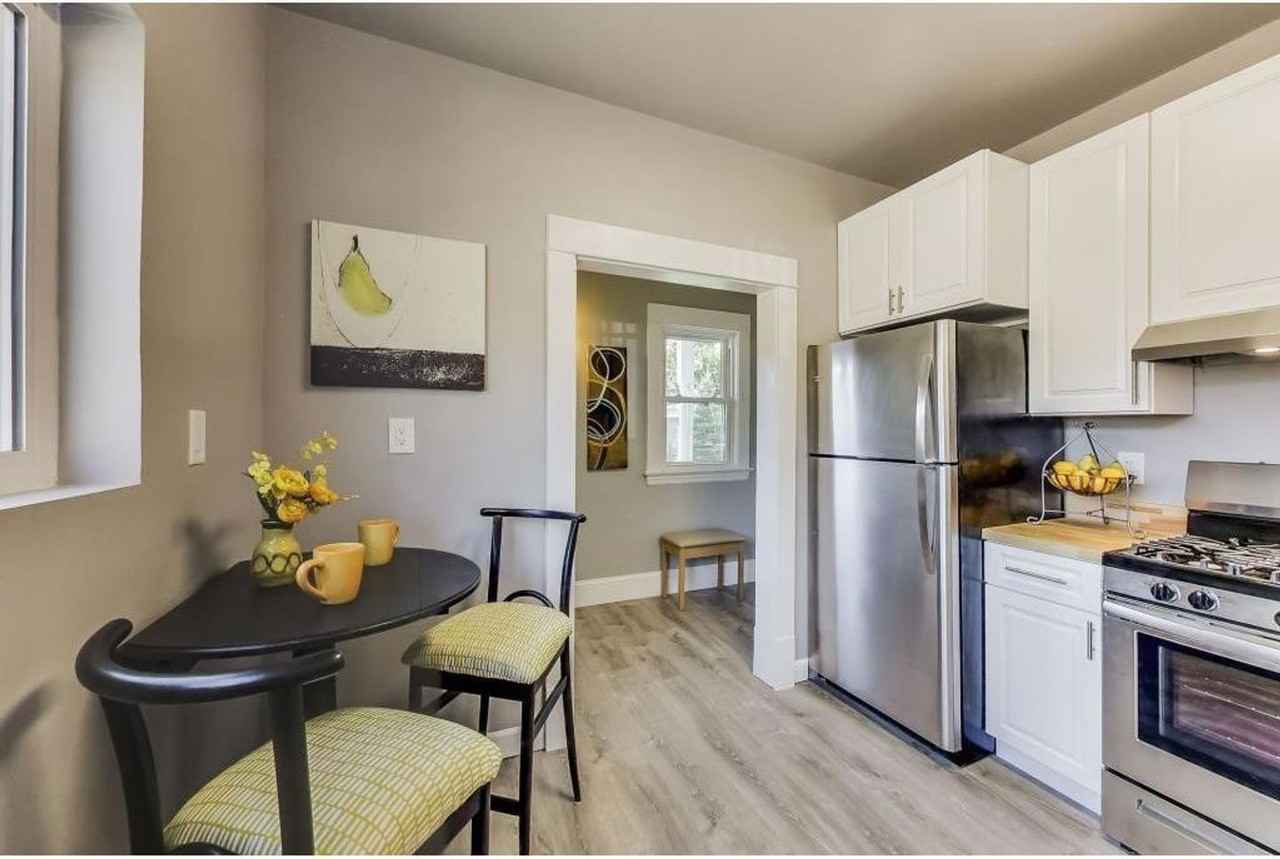 1594 Van Buren Ave - Photo 2 of 16