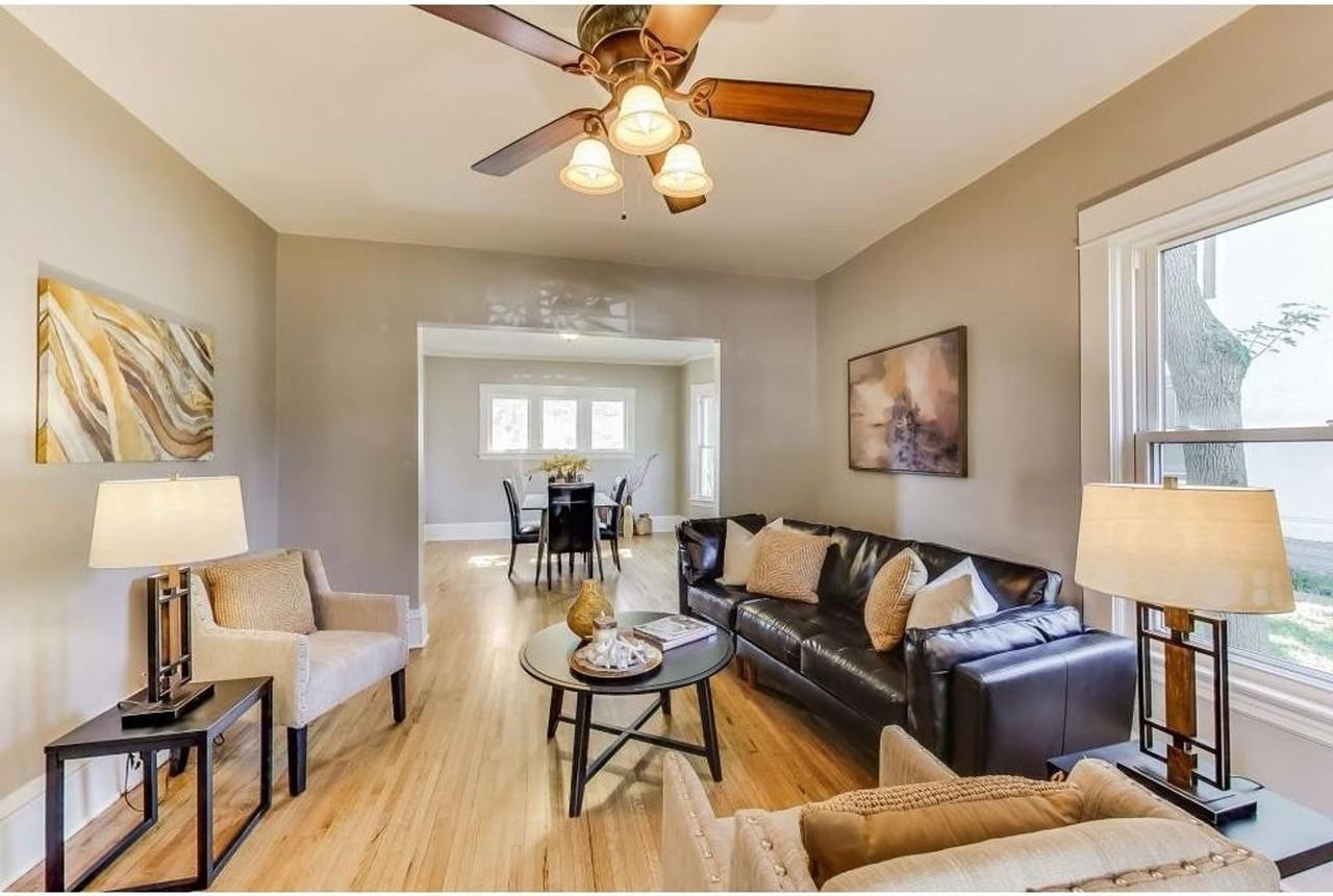 1594 Van Buren Ave - Photo 3 of 16