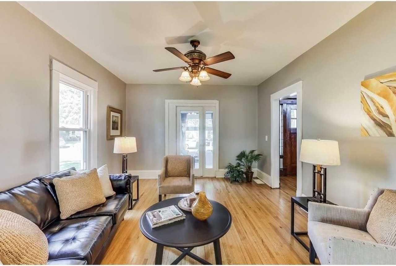 1594 Van Buren Ave - Photo 2 of 16