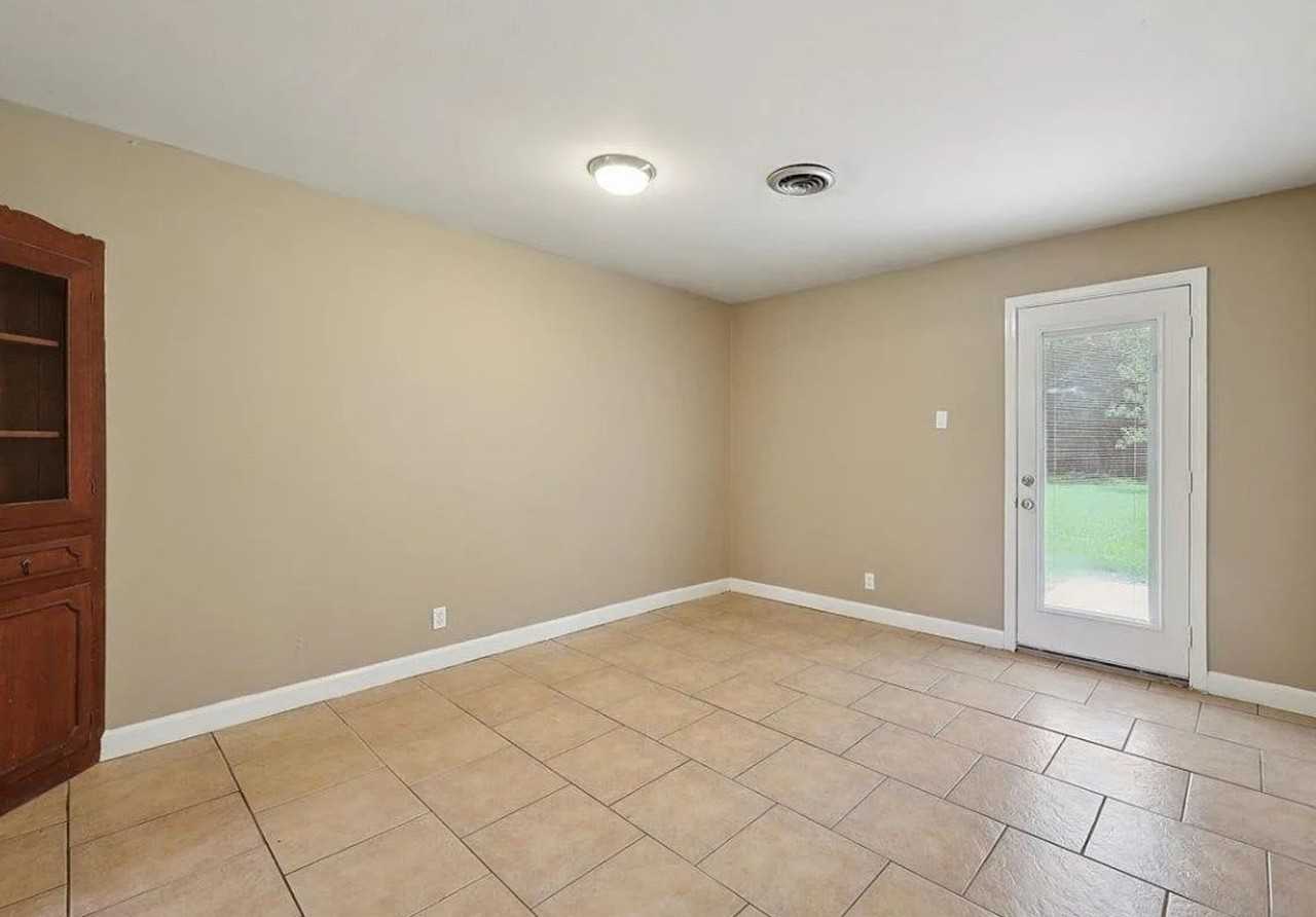 630 Whiteoak Dr - Photo 2 of 14