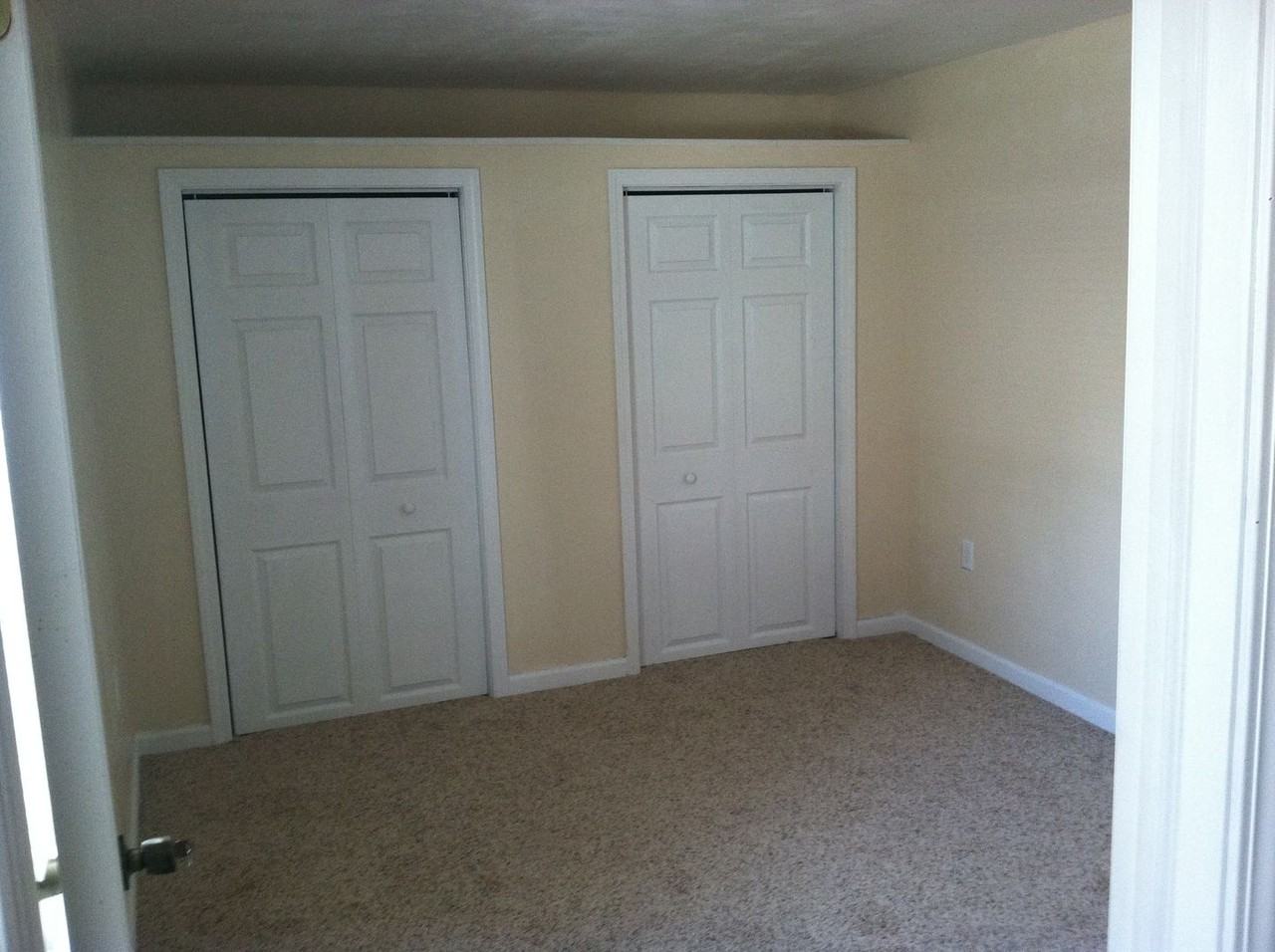 1916 Larkins Way - Photo 5 of 8