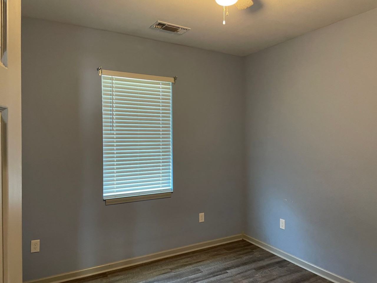 1309 Frankie Ln - Photo 6 of 15