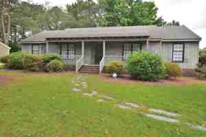 featured image of 1132 Niblick Dr