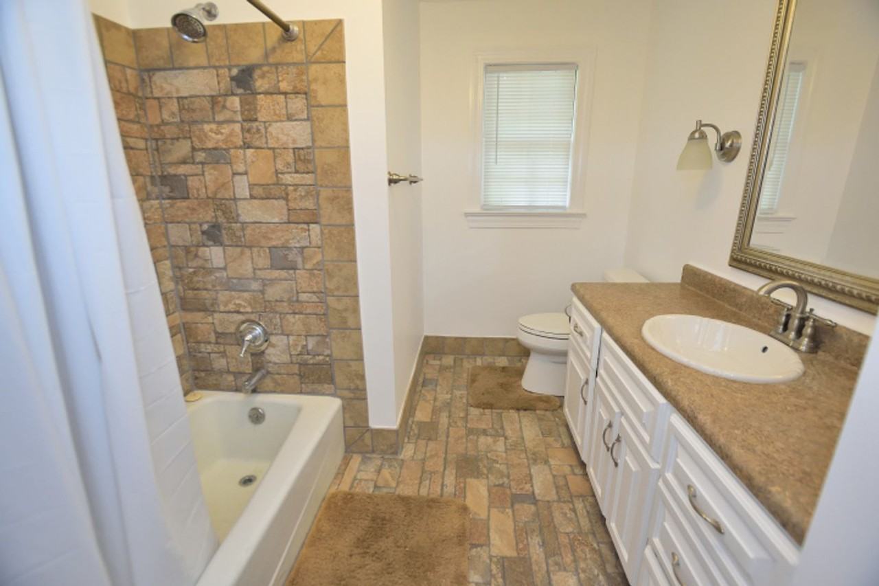 1132 Niblick Dr - Photo 7 of 17