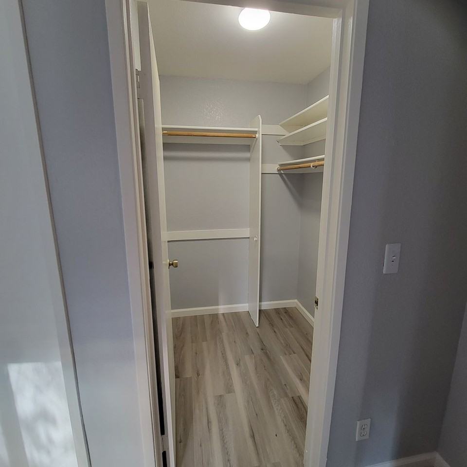 170 Farm Ln - Photo 7 of 9