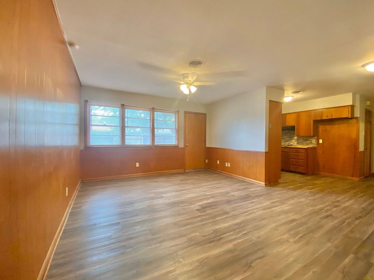 4407 27th Street - Photo 4 of 13