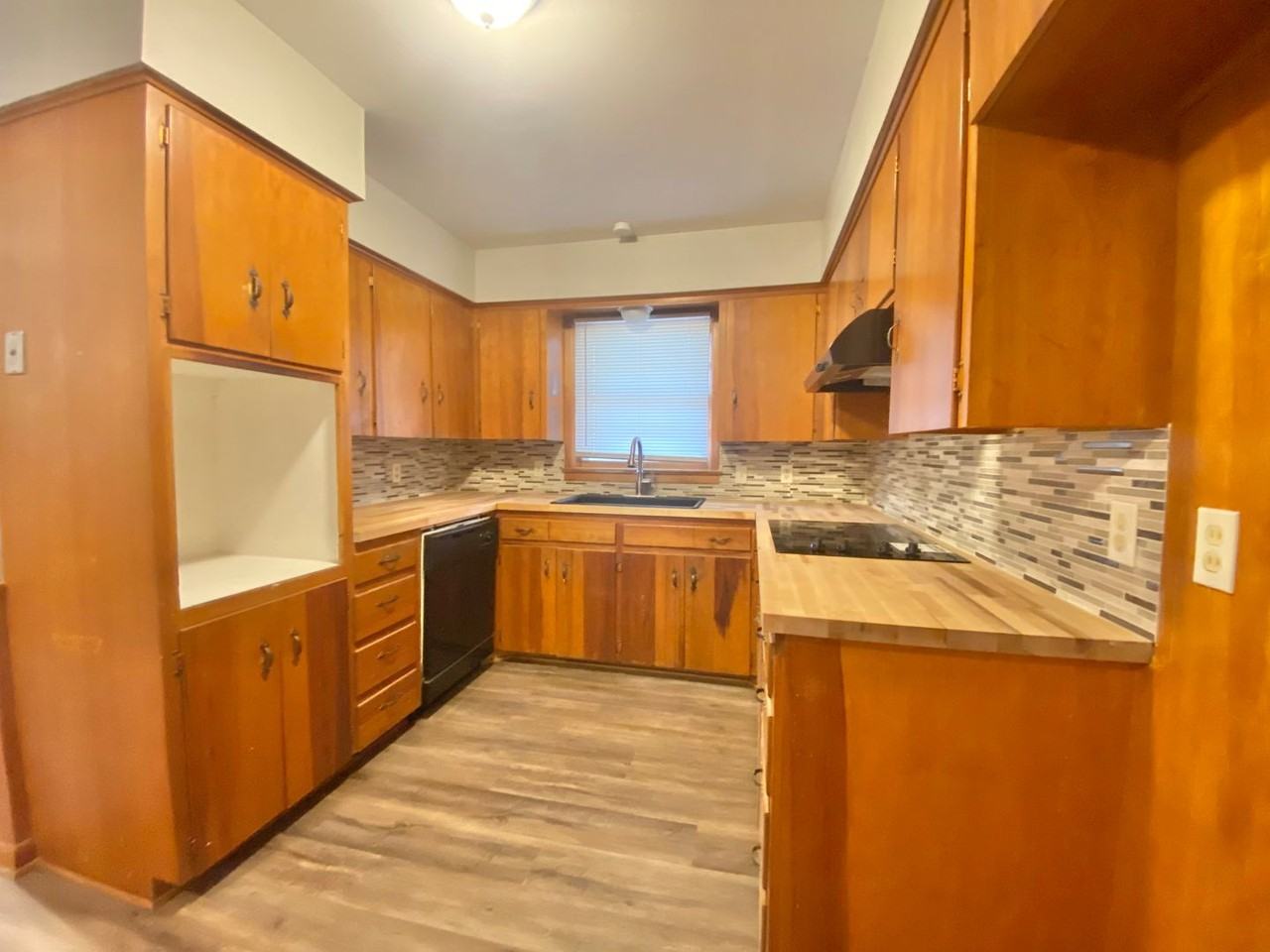 4407 27th Street - Photo 6 of 13