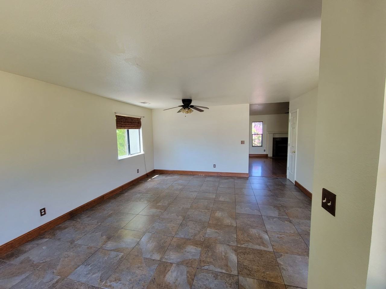 2148 Hartly Cir - Photo 2 of 21