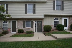 featured image of 702 E Sherwood Hills Dr