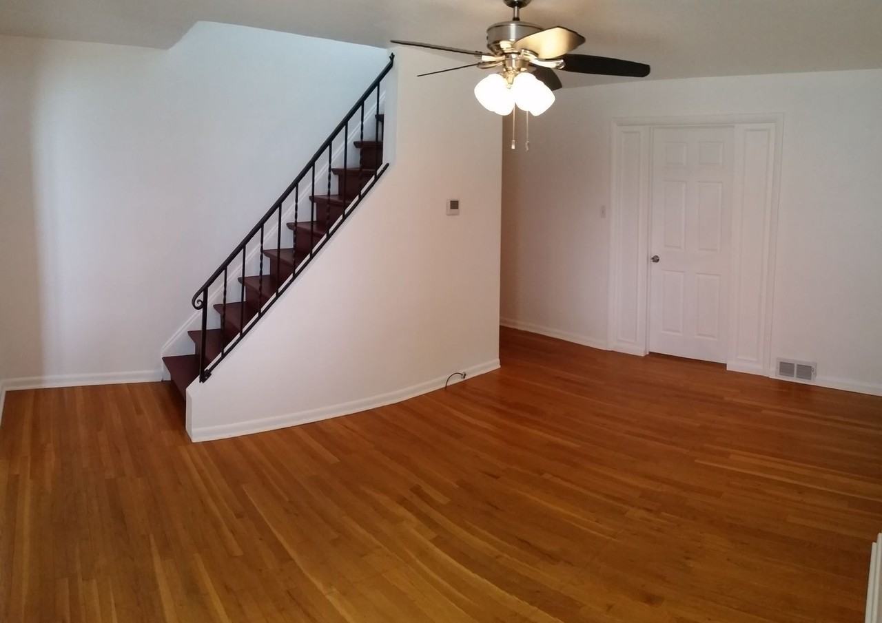 1826 Larkins Way - Photo 6 of 17