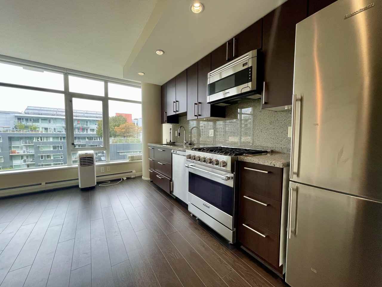 138 West 1st Avenue #709 - Photo 3 of 22