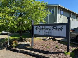 featured image of 885 Ne Sunset St #8