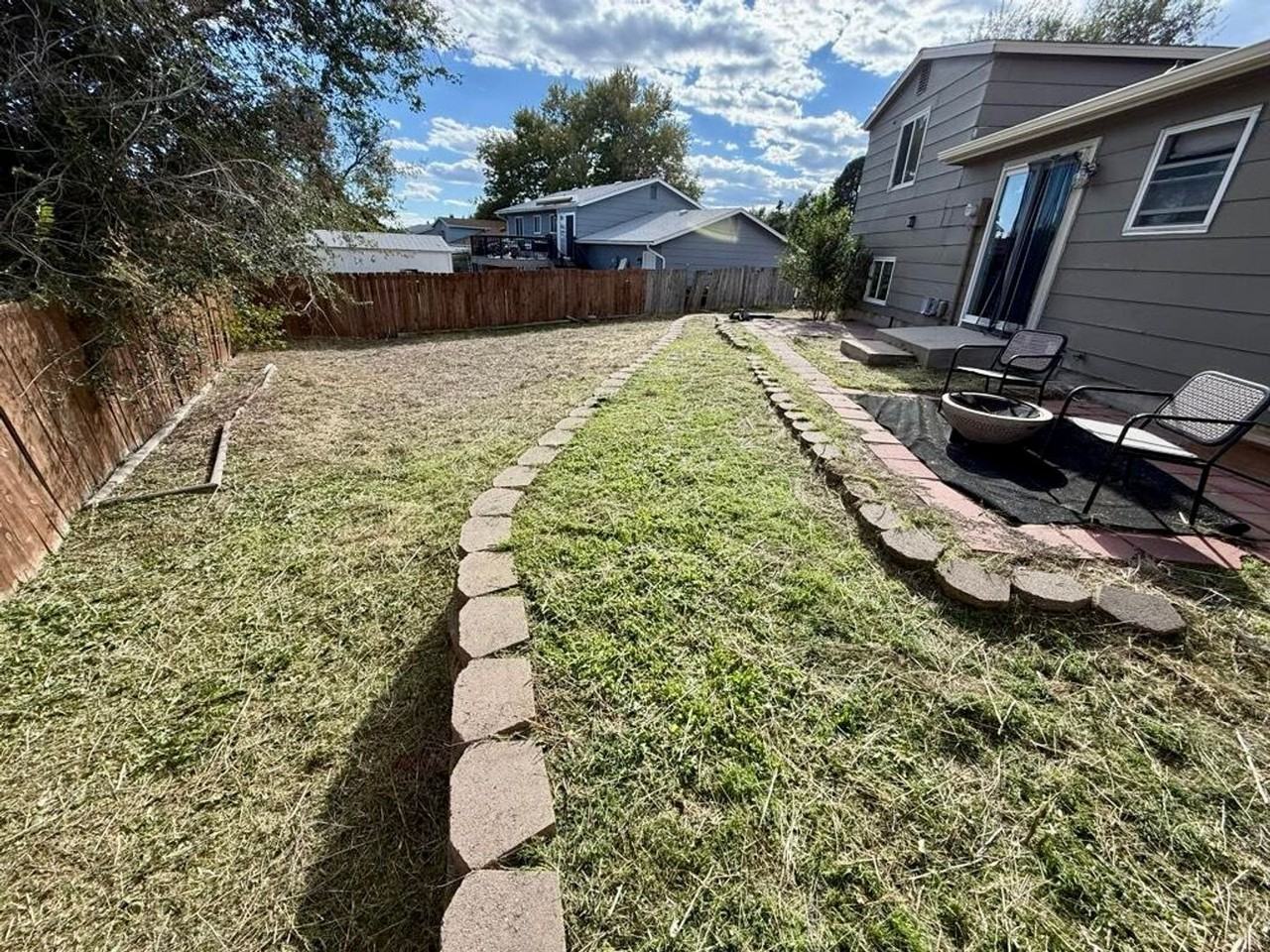 1253 Nez Perce Dr - Photo 2 of 15