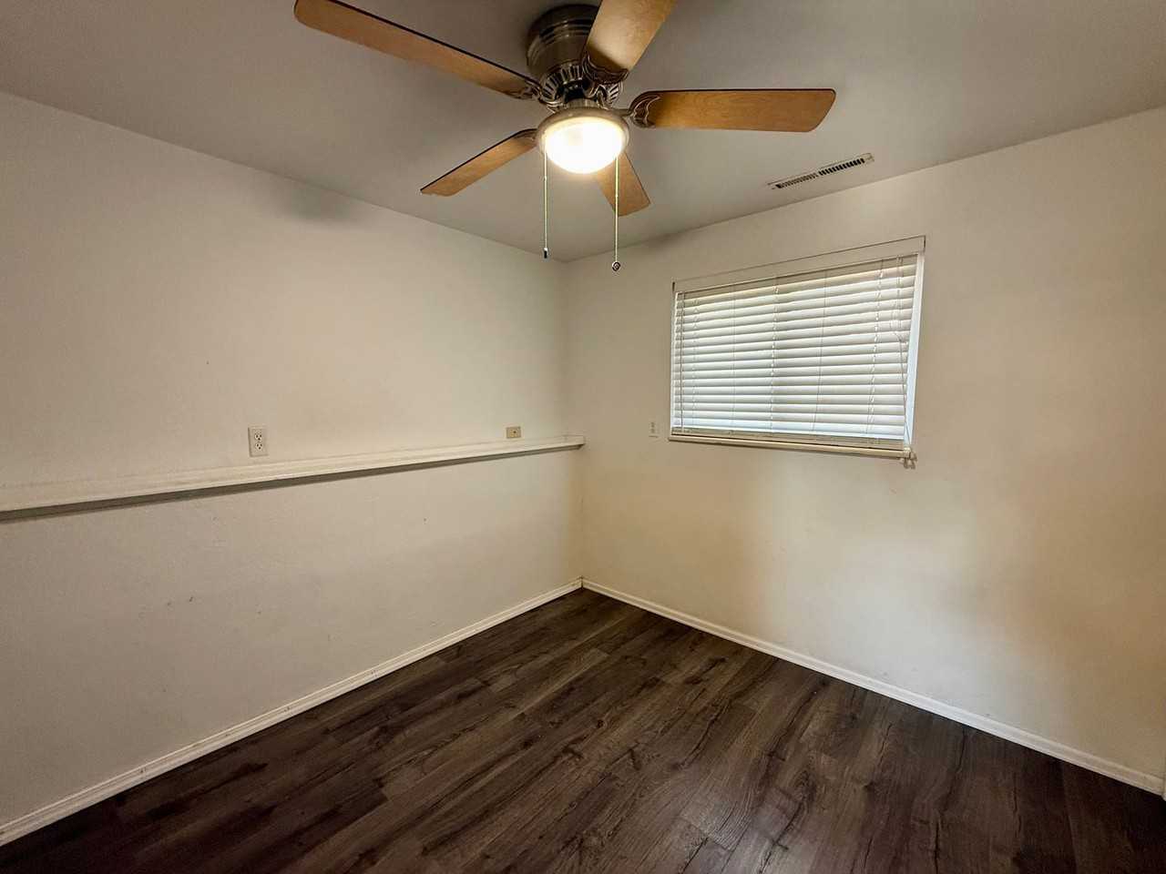 1253 Nez Perce Dr - Photo 3 of 15