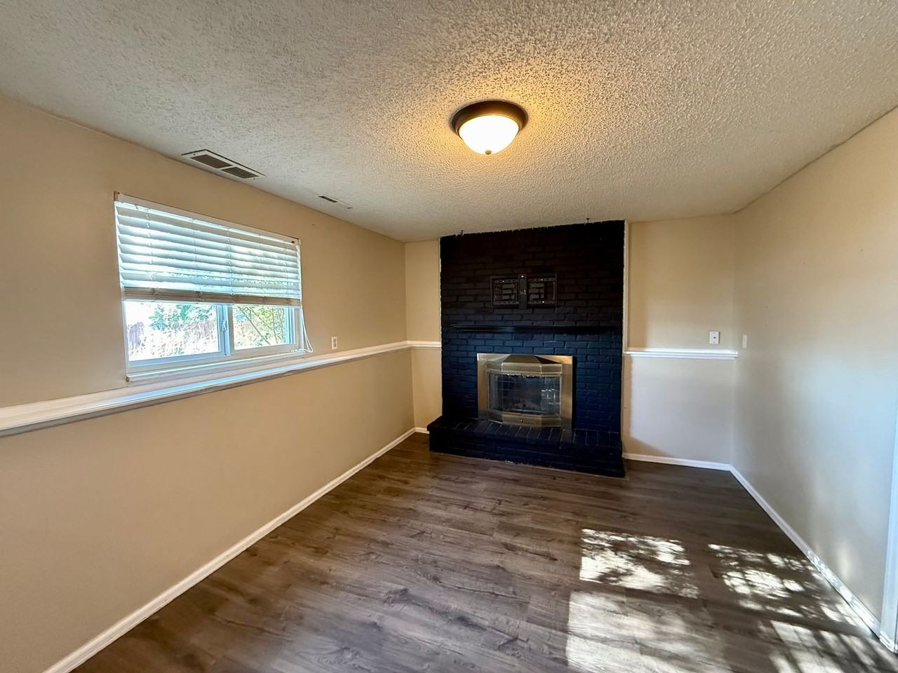 1253 Nez Perce Dr - Photo 4 of 15