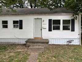 featured image of 2411 2411 & 2413 Joan Place