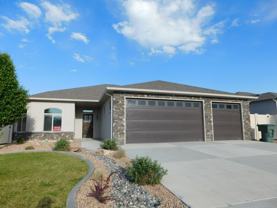 683 Strathearn Dr - Photo 1 of 1