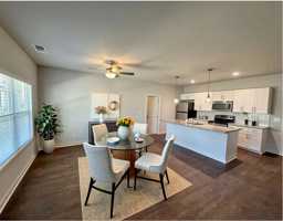 featured image of 37 Bynum St