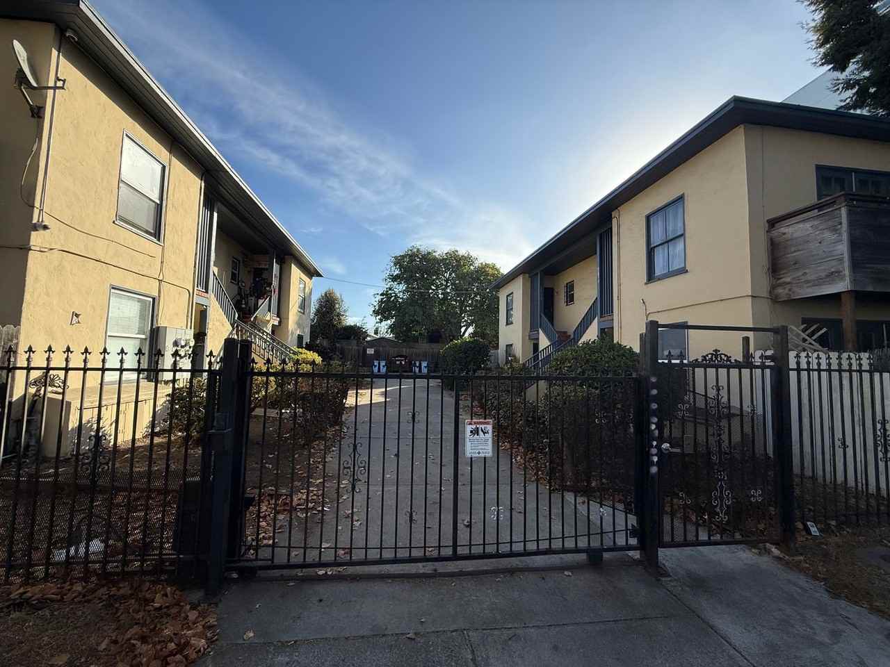 2431/2433 San Pablo Ave - Photo 2 of 9