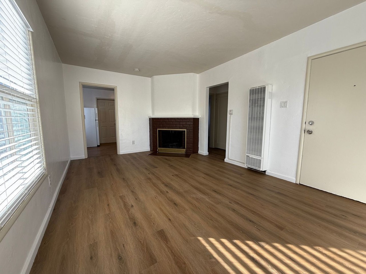 2431/2433 San Pablo Ave - Photo 3 of 9