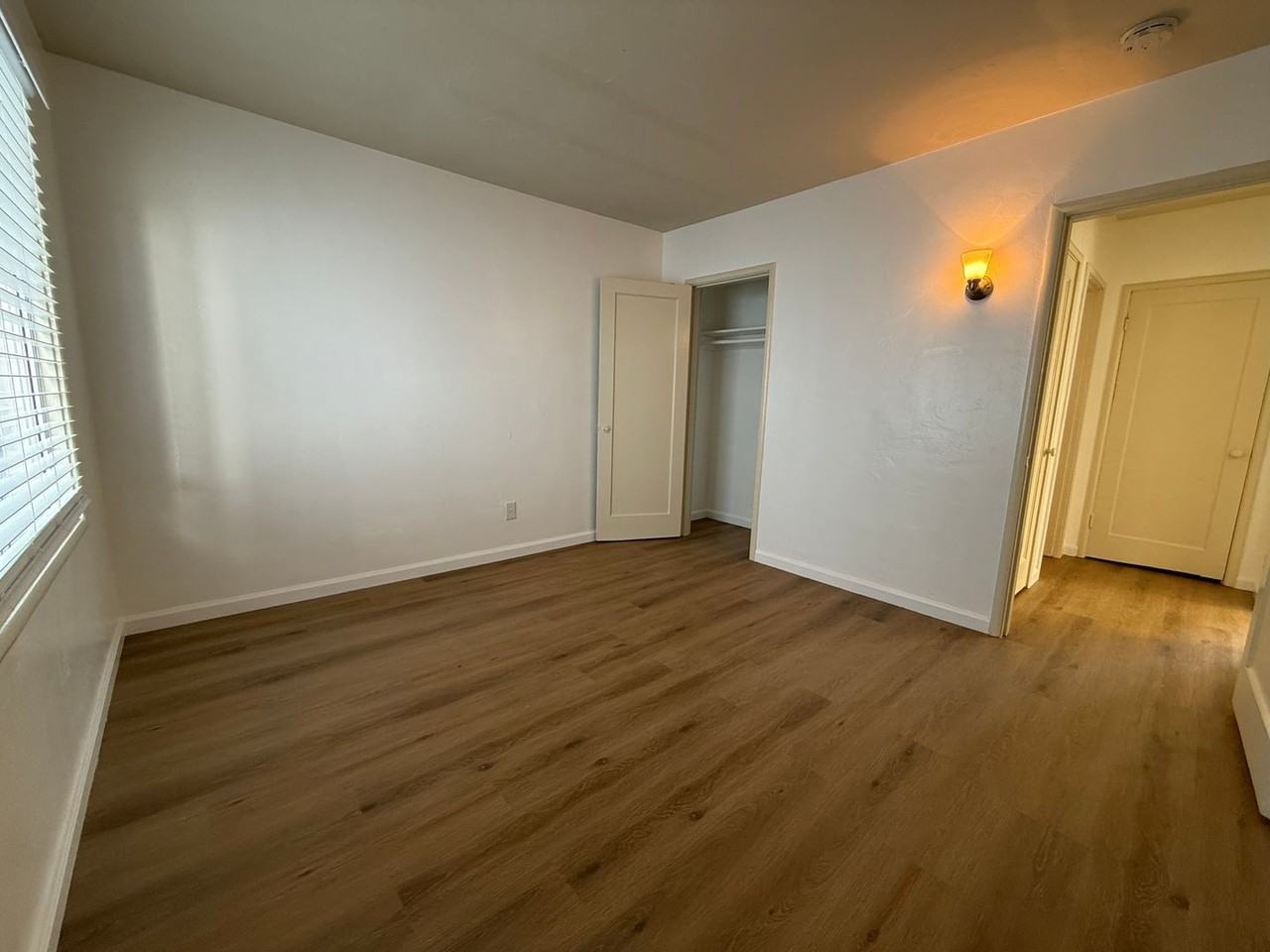 2431/2433 San Pablo Ave - Photo 7 of 9