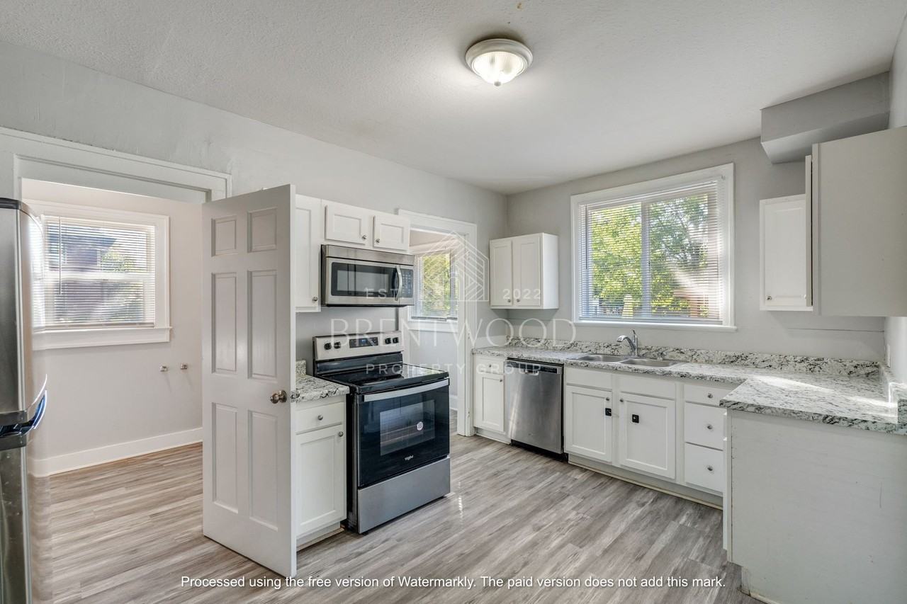 3039 N Delaware St - Photo 2 of 36