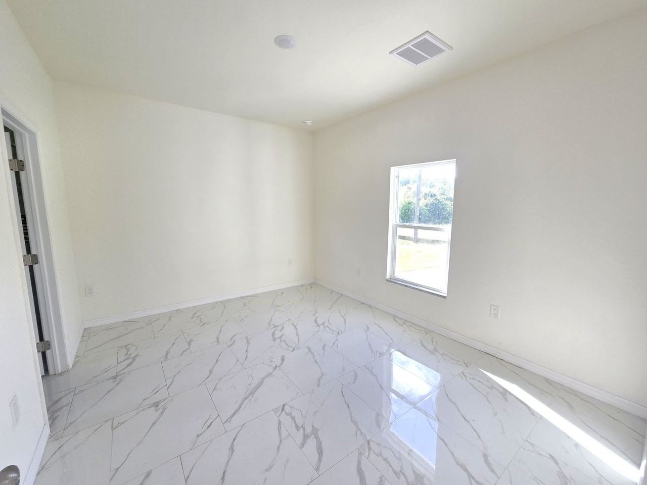 3306 49th St W - Photo 6 of 19