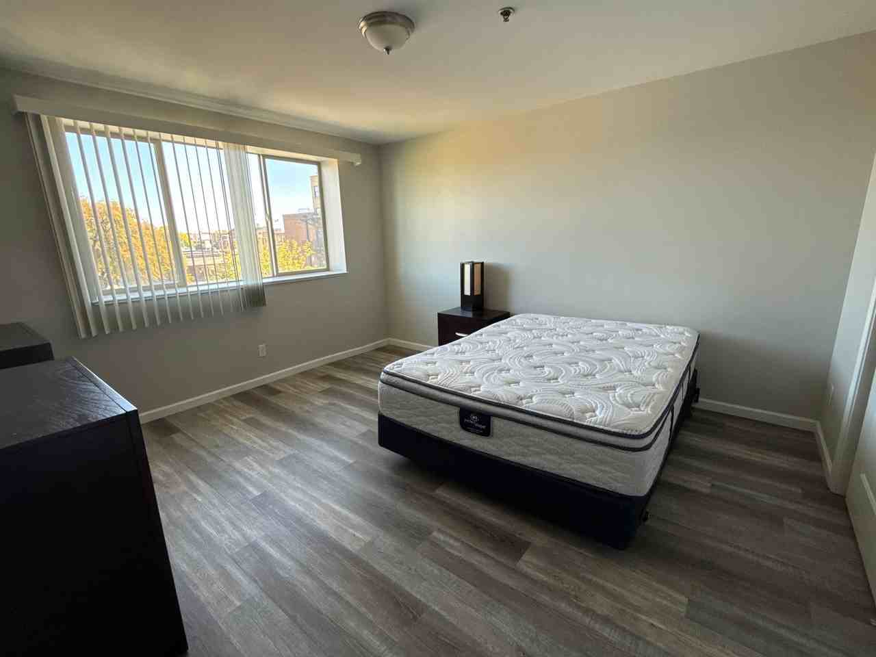 413 Main ST - Photo 2 of 9