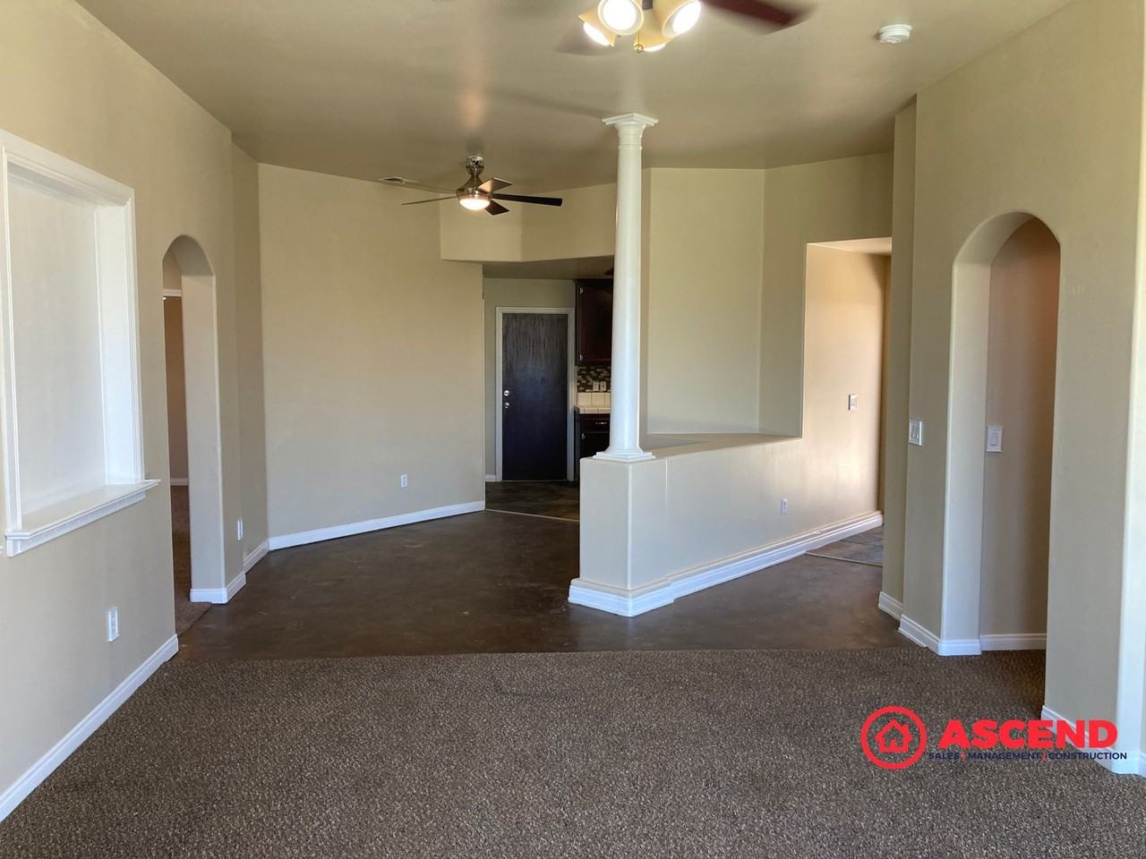 5305 Pine Grove Court - Photo 3 of 9