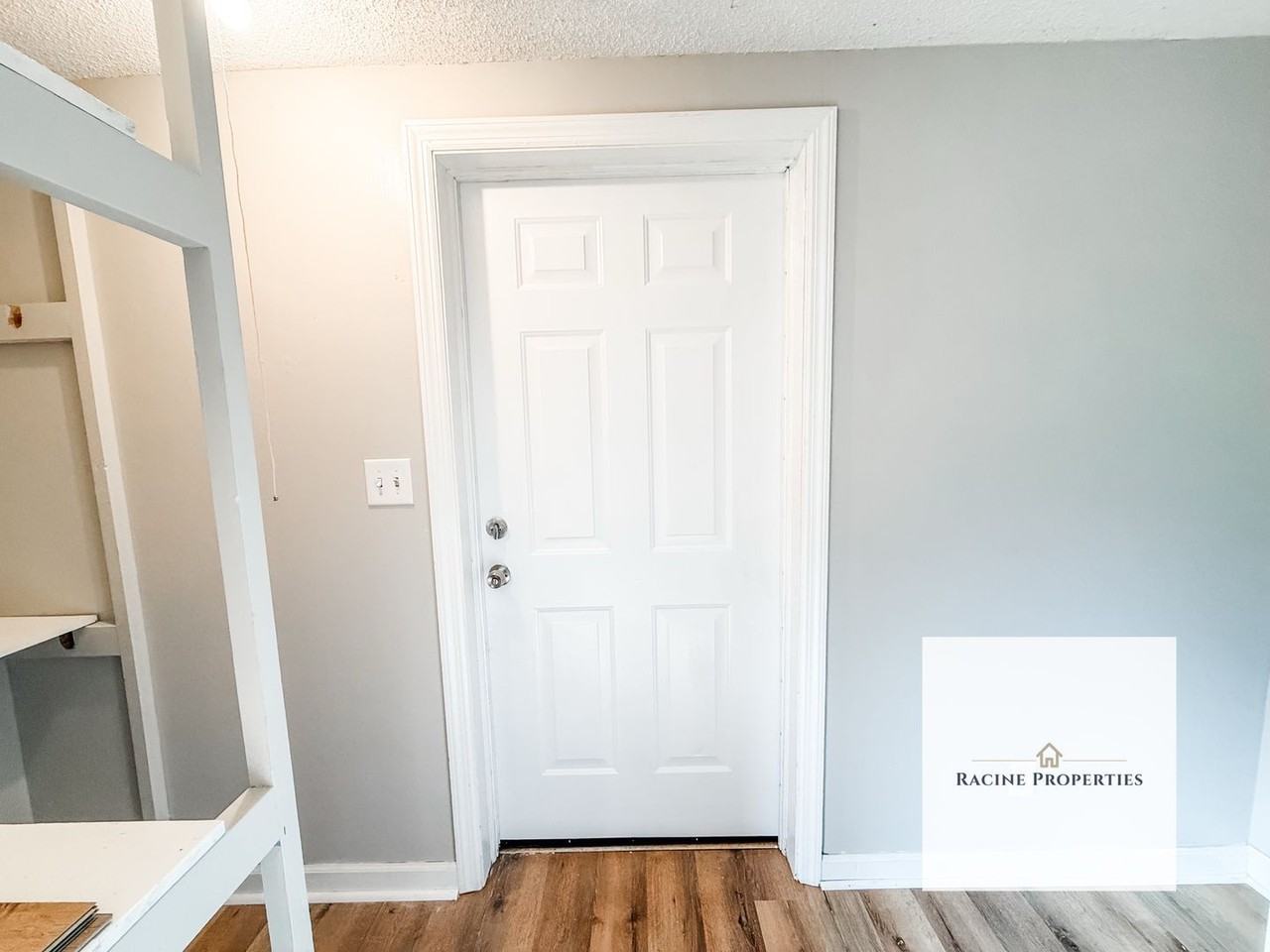 221 Moore Rd - Photo 3 of 12