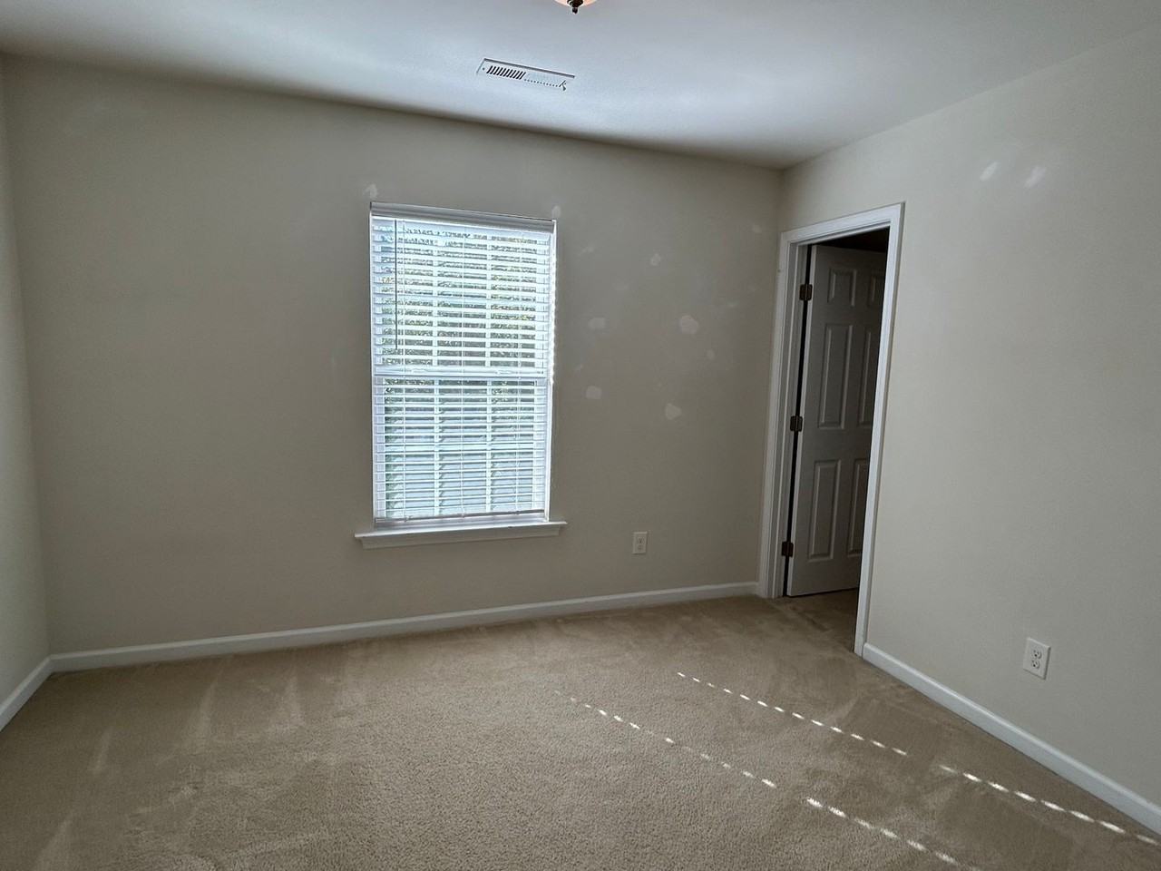 5147 Fiddlers Run Dr - Photo 7 of 14