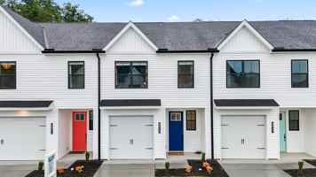 featured image of 8829 Chapman Trace Way