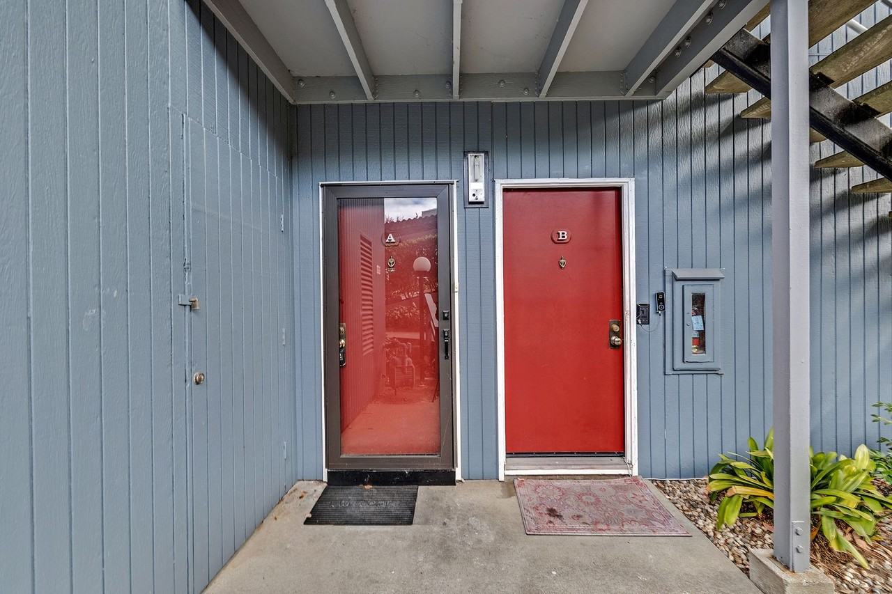 209 Boardwalk Ave #A - Photo 2 of 30