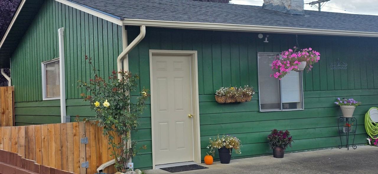 2022 Madison St - Photo 2 of 7