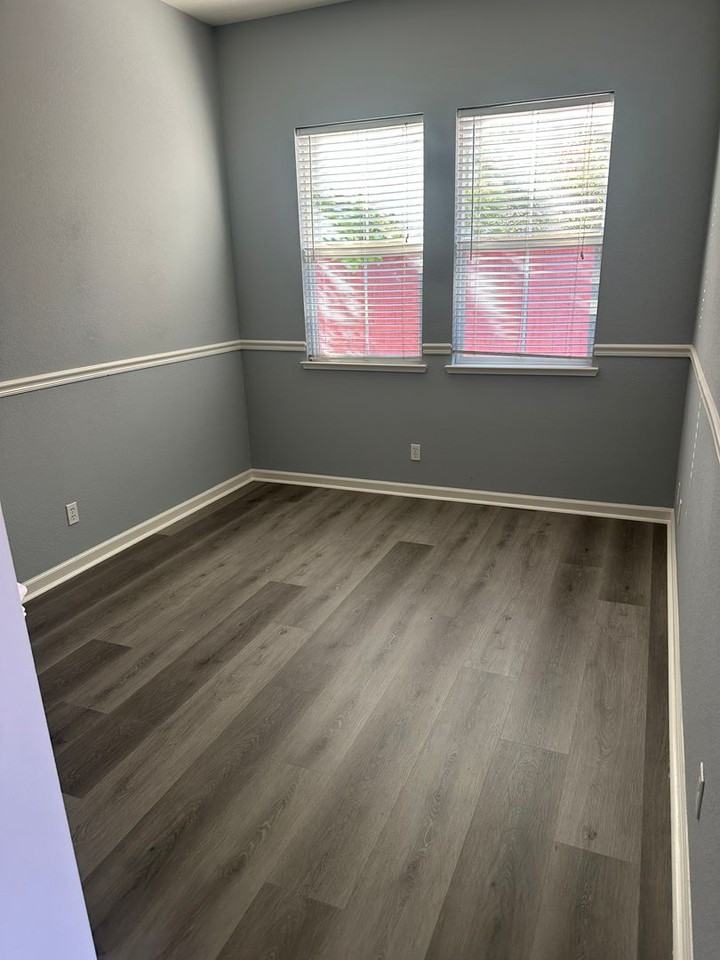 9393 Vintner Circle - Photo 6 of 10