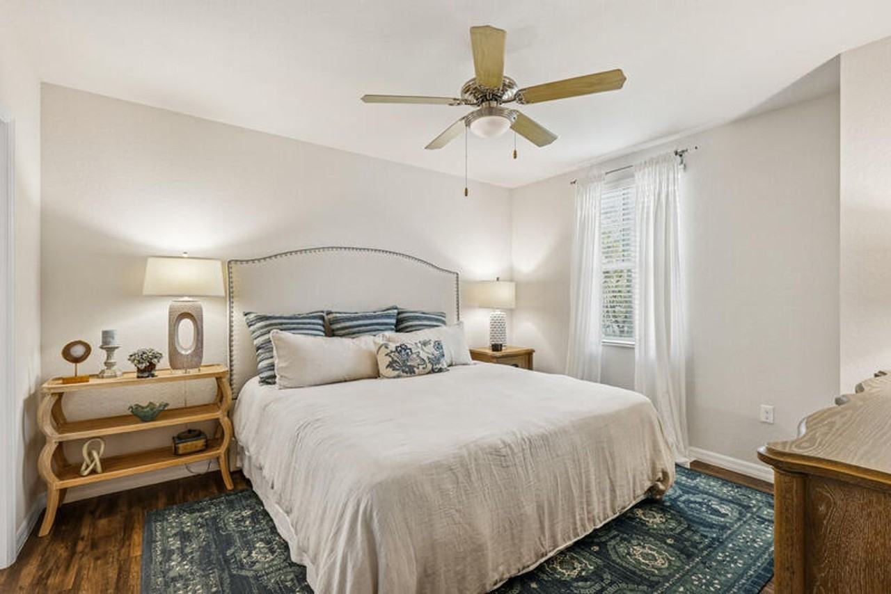 1090 Quaye Lake Cir - Photo 4 of 11