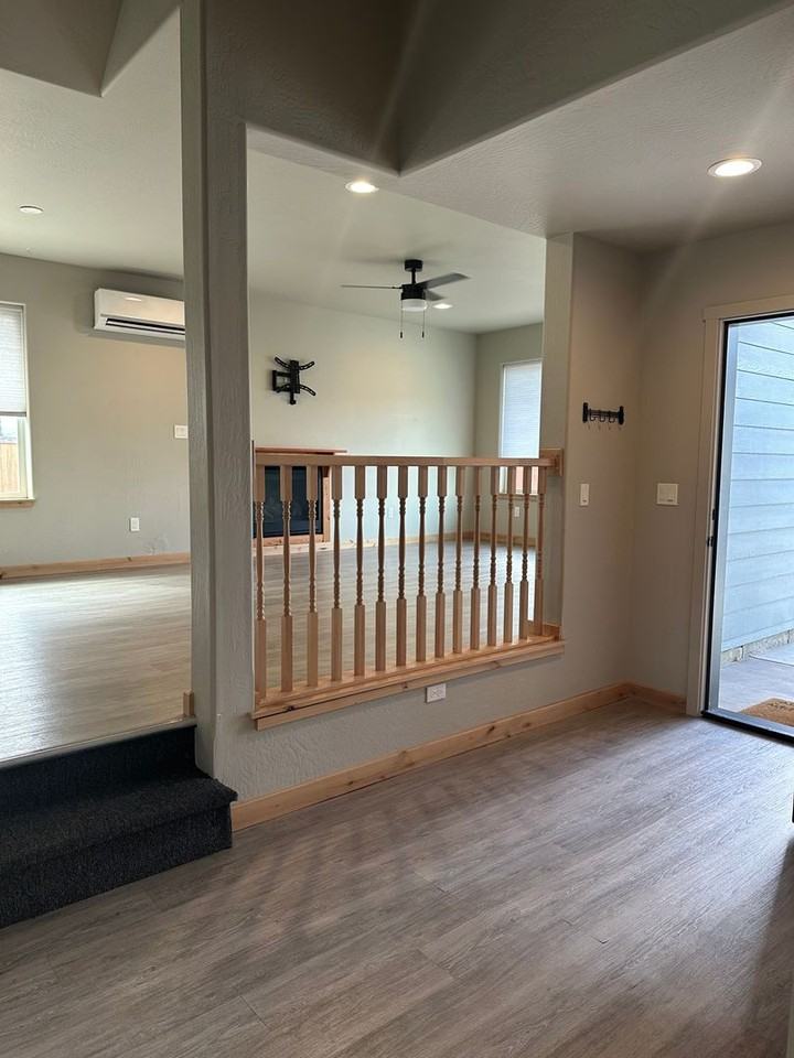 1038 N Rose St - Photo 5 of 21