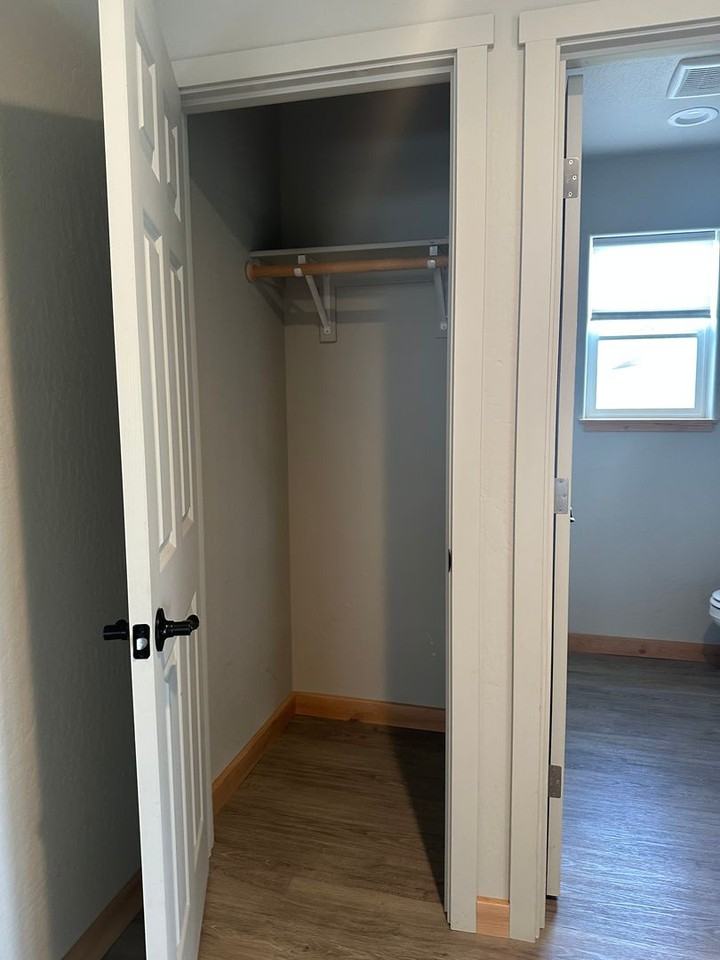 1038 N Rose St - Photo 6 of 21