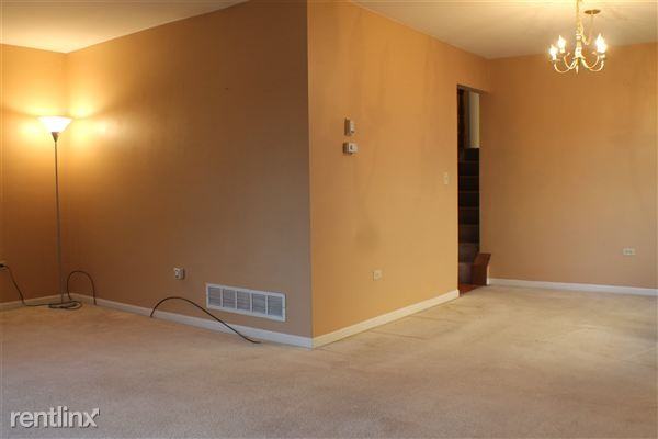 267 Silverado St - Photo 3 of 15