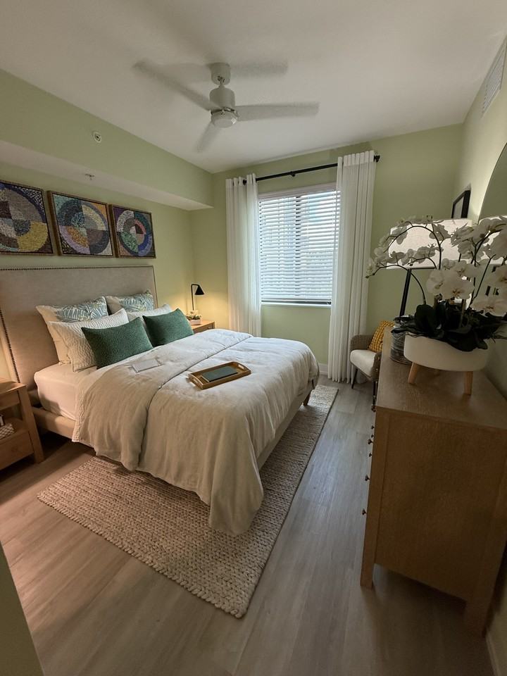 Sw 127th Ave #2B - Photo 2 of 6