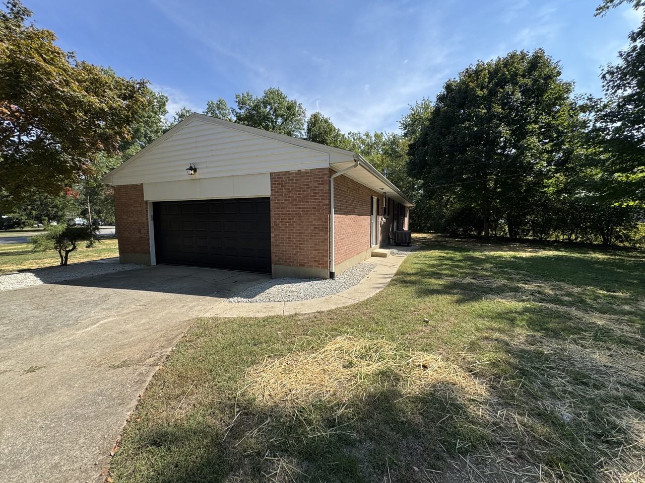 5200 Winterhill Ct #NA - Photo 2 of 13