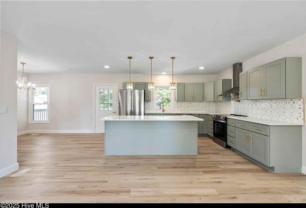 109 Inlet Court #NA - Photo 6 of 19