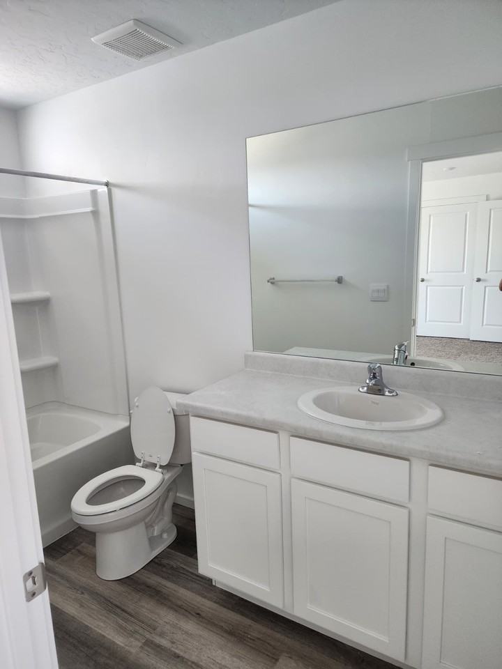 1824 N Patchwork Ave - Photo 2 of 15