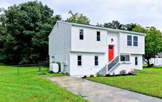 3704 Oaklawn Rd #NA - Photo 1 of 1