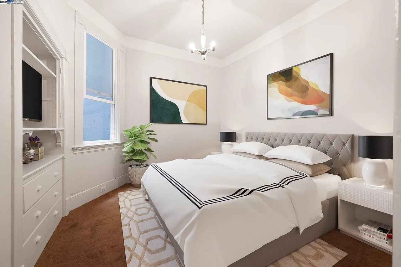 1556 Powell St #1 - Photo 2 of 8