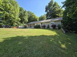 featured image of 928 Hickory Dr #2