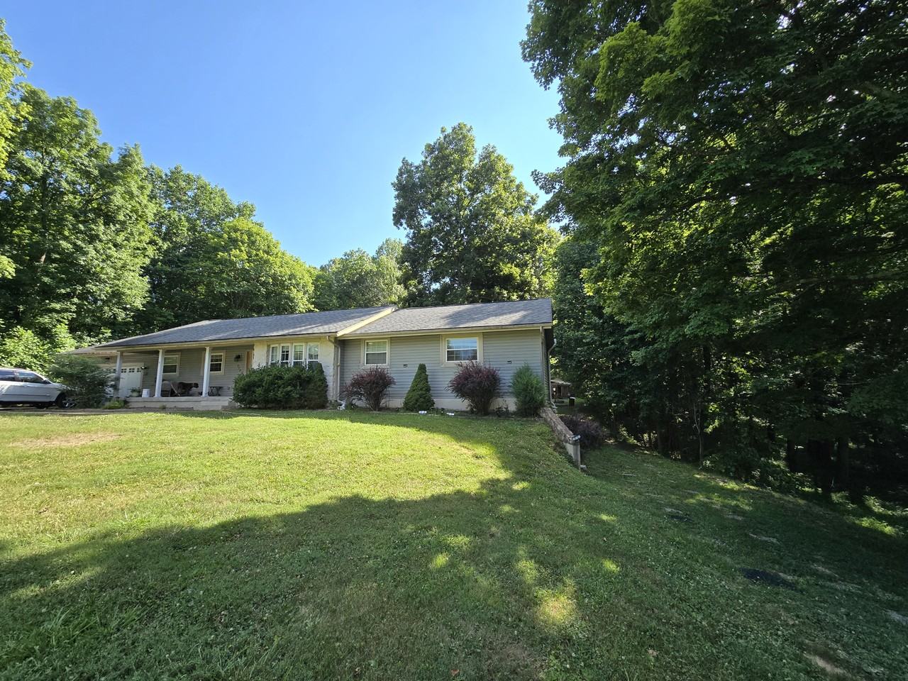 928 Hickory Dr #2 - Photo 2 of 25